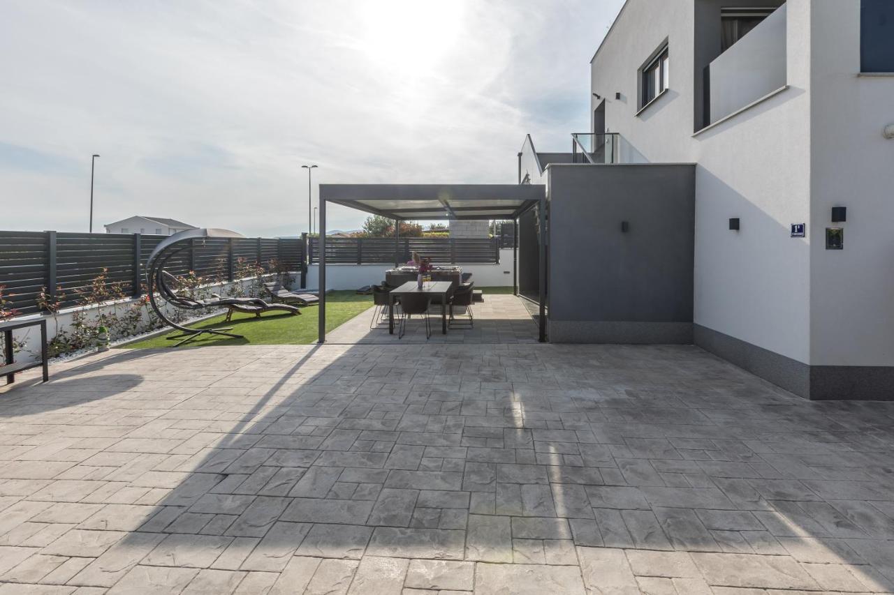 Luxury Apartments Katarina Kaštela Extérieur photo